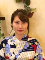 ヴィサージュロカ(VISAGE Loca) 浴衣ヘア  襟元にソフトカール
