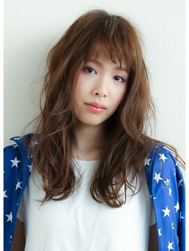 ナオシ トレス 富雄店(nao*c tres) 【富雄nao*c tres】ベージュアッシュカラーのロングスタイル