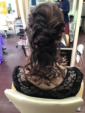ヘアサロン ユニティ(Hair Salon Unity) ツイストonロープ編み&ローズハーフカール