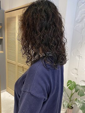 コフィー バイ メルト 吉祥寺(cofy by melt) 【三ツ井純】ハードパーマ無造作ミディアムスタイリング簡単