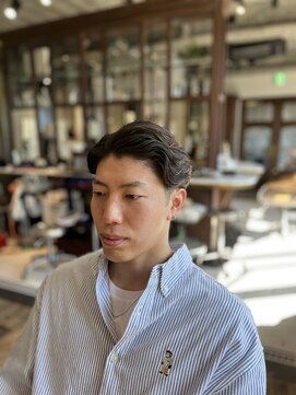 リバレッジ 広尾(Leverage) 外国人風かき上げヘア