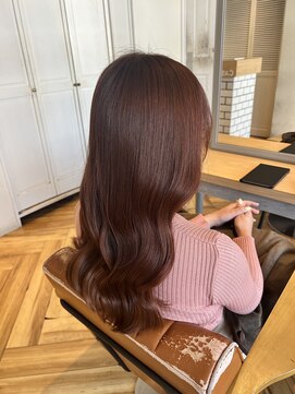 ローマ ギンザ(ROMA Ginza) ピンクブラウン × 外ハネウェーブ