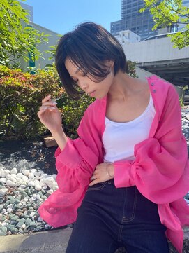 ワン バイ ジエクト(One by The Ect) 大人感あるゆらぎ前髪が可愛い♪斜めバングショートボブ