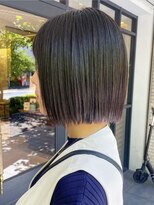 アイフィール アヴェダ 瑞江店(i feel AVEDA)&nbsp;【藤田】アゴラインの切りっぱなしボブ×ナチュラル縮毛矯正
