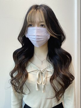 ステア ケース(stair case) 韓国ヨシンモリ外巻きロングレイヤーなし顔まわり前髪カット