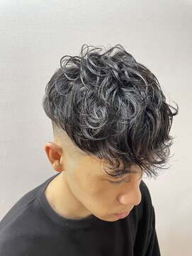インパークス 町屋店(hair stage INPARKS) スキンフェード スペインカール