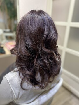 ヘアーメイク ハルナ ロングレイヤー