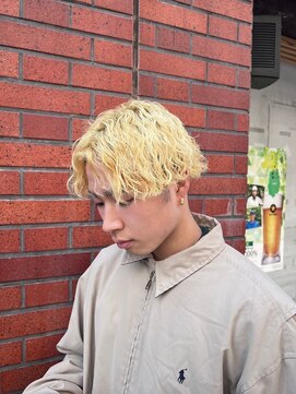 アウラ(AURA) 波巻きパーマツイストスパイラルスパイラルパーマ