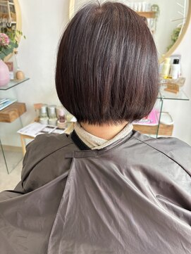 ウフフ(ufufu) ショートボブ