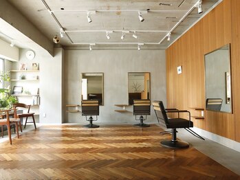 ブラーラ(blala)の写真/リラックスできる時間 - ナチュラルで洗練された店内。心地良い3席のみの空間で、大満足のサロンタイムを