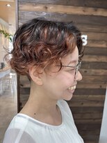 ブレス 横浜(bless)&nbsp;パーマスタイル　刈り上げボブ　インナーカラー