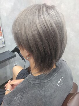 アメイジングヘアー 千歳店(AMAZING HAIR) シルバーグレー