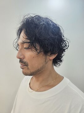 アルス ウィズ アクロス オモテサンドウ(aluss with AKROS omotesando) メンズフェザーパーマ