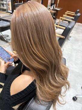 アヴァンス 和泉中央店(AVANCE) ハイトーンベージュ