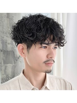 キジ(kiji) 名古屋大人波巻きスパイラルパーマプードルパーマルーズパーマ