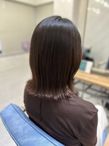 エミン(emyn) 肩ラインボブ 外ハネ 縮毛矯正 切りっぱなし 髪質改善