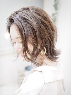 シエラ(ciela) 【Ciela】ひし形くびれショート