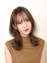 ロッカ 銀座中央通り店(LOCCA)&nbsp;骨格ウェーブタイプに似合うミディアムレイヤー