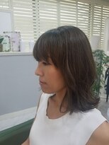 ノラ(Norah)&nbsp;くびれと動き、メリハリヘア！