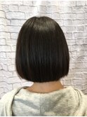 シースルーバング風でハマる軽やかなスイングボブ