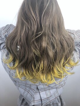 チェレ ロッソ 金剛店(Chere rosso) インナーカラー×ラベンダーベージュ×裾カラー