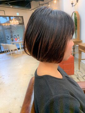 ショートオンリーサロントス(short only salon TOSS) まとまり最高の伸びても楽ちんボブ♪プチバレイヤージュ