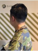 大人の刈り上げスタイル【BARBER-BAR】