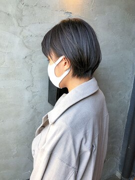 ユーアールキャッスル(UR CASTLE) 丸みショートボブ