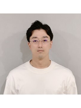 ハク(haku.) センターパート