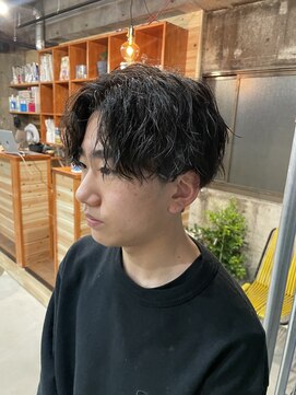 ホームボーイ(HOME BOY) 高校卒業 初パーマ 縦落ちツイストスパイラル