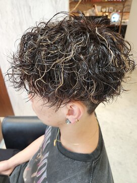 パシフィックダズールコパン(Pacific Dazzle copain) 神戸メンズスパイラルパーマ マッシュ