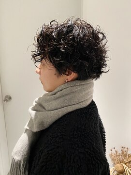エイゾー 銀座(EIZO) くるくるパーマ/ハンサムショート