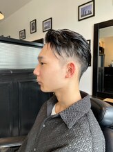 ディア ダンディ(DEAR DANDY) お客様オーダー率NO1！　　ツーブロック×コンマバング