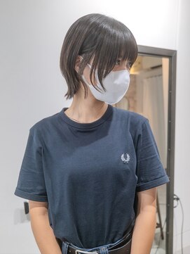 ウルト(ult) スタイリッシュくびれボブ