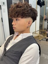 ファミリア 新宿(familiar) スペインカール　ブラウンカラー　フェード