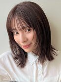 顔周りレイヤーミディアム/ぷつっと/艶ブラウンシースルーバング