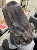 黒髪クラゲヘアーオリーブグレー小顔ココアベージュ