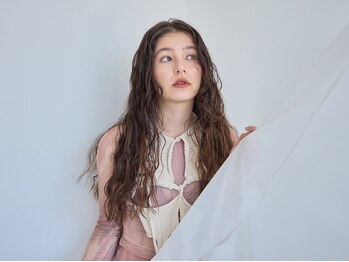 シンクショップ 京都河原町店(THINK SHOP)の写真/【ロング料金なし♪】経験豊富なスタイリストと「なりたい」を叶えるプライベートな空間♪リフレッシュにも