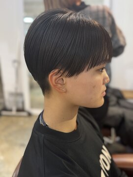 リリ(LILI) ショート