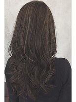 レセ 南柏店(Laissez)&nbsp;アッシュグレー×ハイライト/レイヤーカット/顔周りレイヤー