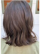 リコモ(Likkle More) ペールラベージュ担当中嶋【十条 美容室 リコモ】