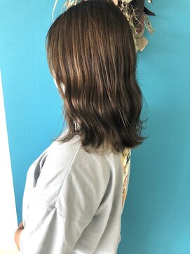 ルフテ(LOFTE) オリーブカラー☆