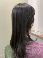 レイール(reir)&nbsp;ストレートヘアー、顔まわりがポイント
