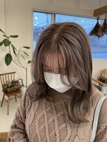 コレット 宇都宮(collet Gigi)&nbsp;ミディアムレイヤー/ミルクティーグレージュ