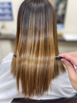 アローズ 玉名店(arose) ２０～40代髪質改善艶感ナチュラルエアストレート