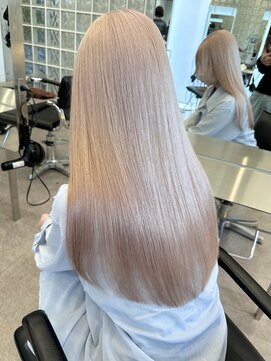 サンクプロジェクト(cinq PROJECT) 韓国風顔周りレイヤーカットホワイトミルクティーベージュ