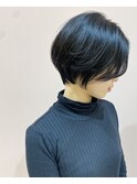小顔ひし形ショートボブ前髪なし黒髪くびれハンサム大人