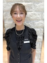 ジャン クロード ビギン 横浜ベイクオーター店(JEAN CLAUDE BIGUINE) 足立原 佳恵