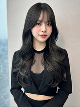 ロイオブジゼル(roi of GiseL) ロング　くびれヘア　顔周り　レイヤーカット　黒髪　髪質改善