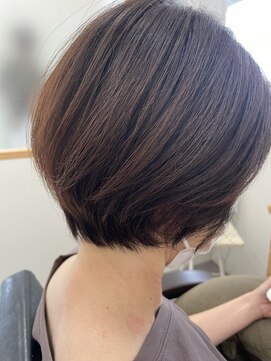 エッセンス ショートボブ